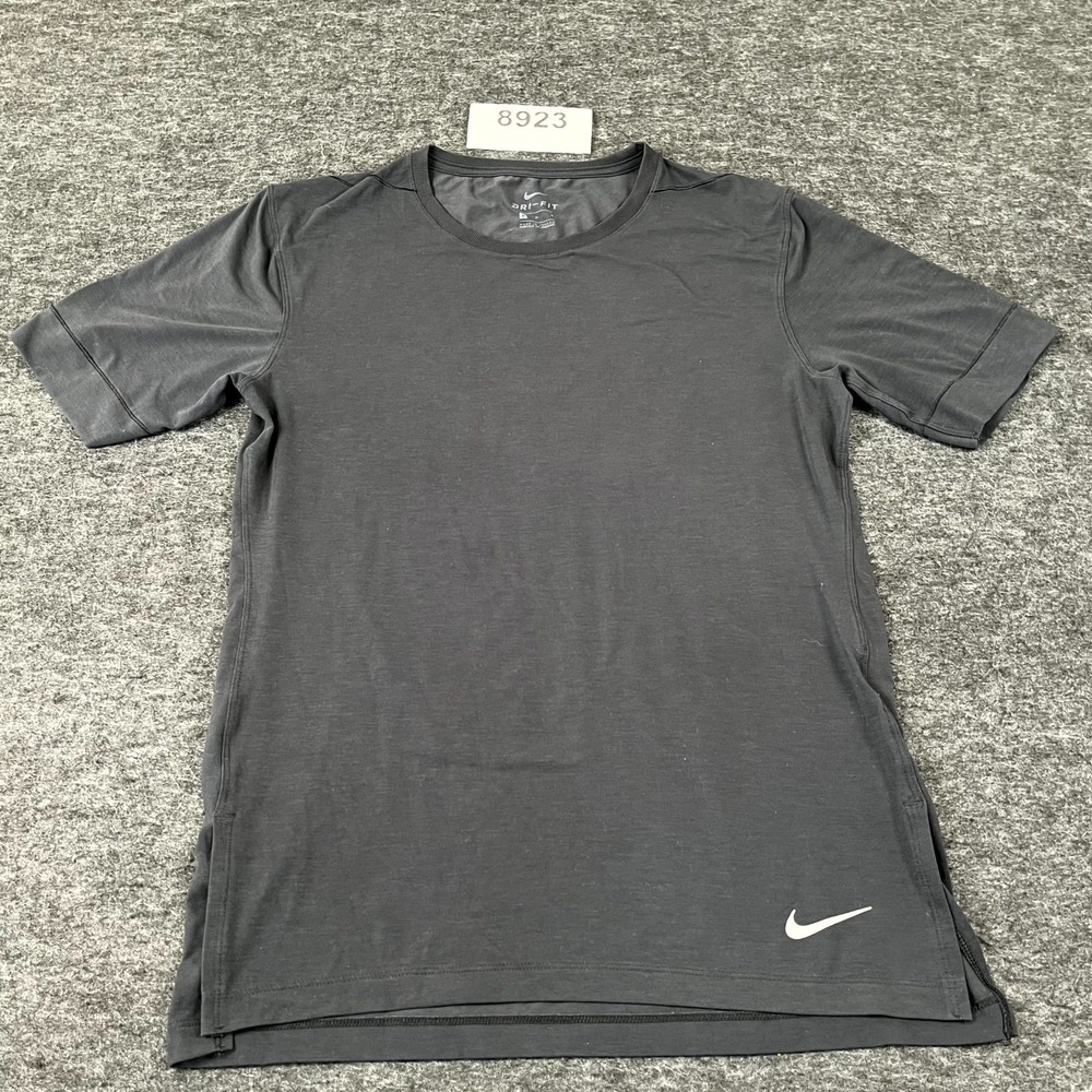 Nike T Shirt Mens Medium Black Stretch Side Slit Crew Neck Athletic‎ Outdoor